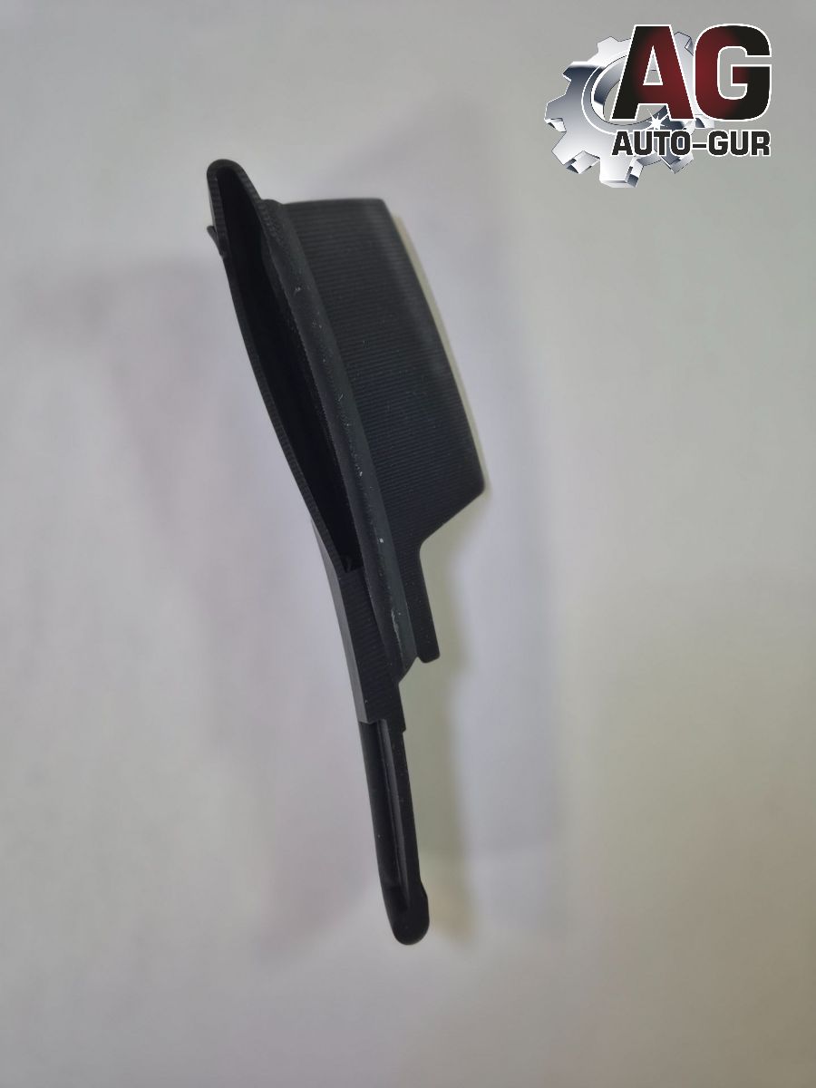 AG1766900127 Накладка колёсной арки слева Mercedes 3